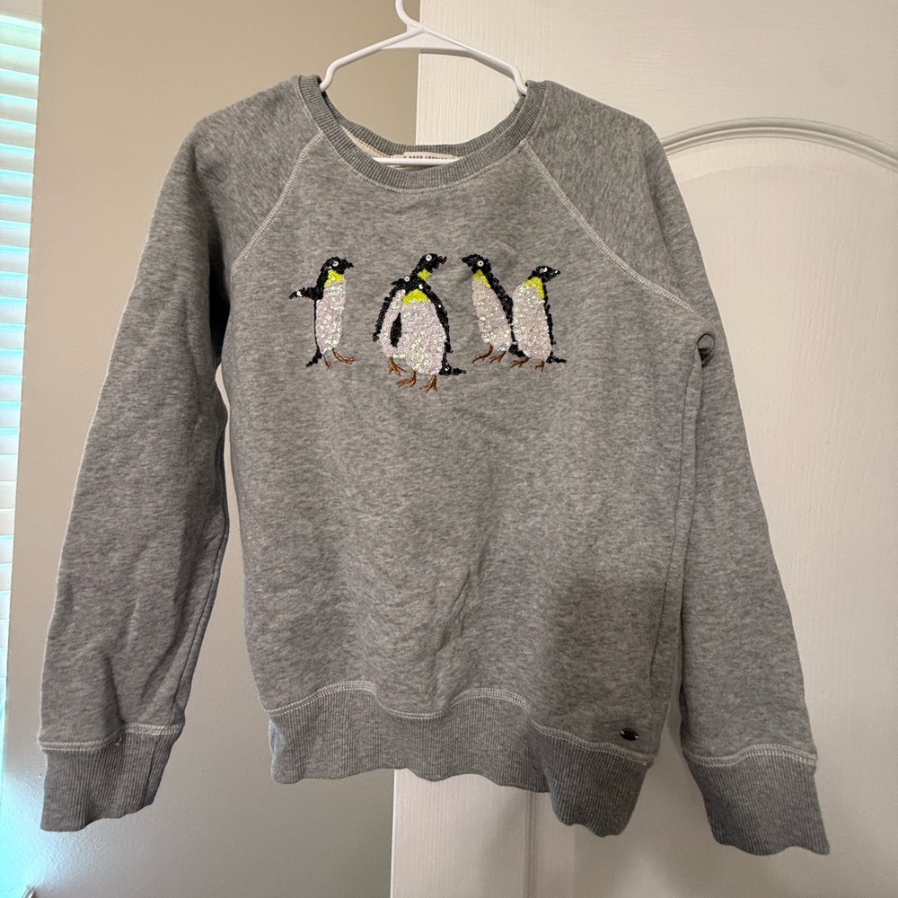 Gray American Eagle Sweatshirt with Penguin Design